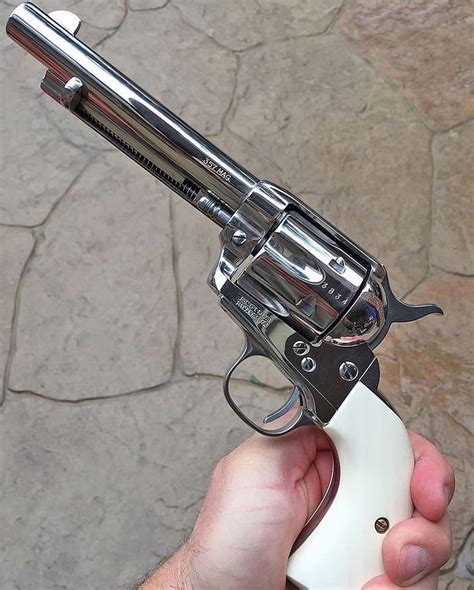 Western Revolver Bodog